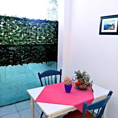 Apartamento 10B *
